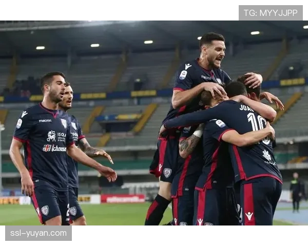 科莫0-0与卡利亚里互交白卷，比赛场面沉闷