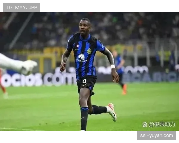 国米赛后积分榜登顶，劳塔罗与球迷互动致谢